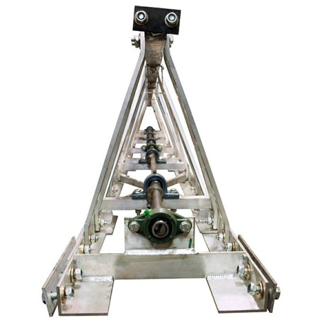 Head section 3 m of the GROST SVR vibrating rack with a Honda GX160 engine