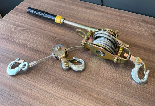 Manual lever winch LR-1500M with block (max. pulling force 1.5 t, cable length 6 m) MALIEN