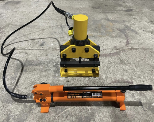 Manual hydraulic two-stage pump RNG-7010 (700 bar, 1.0 L, RVD 1.8 m) MALIEN