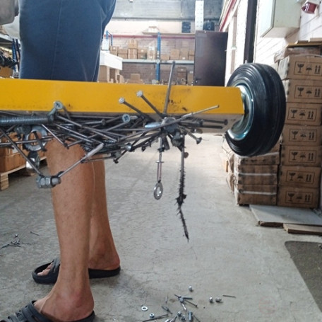 Magnetic collector on wheels 660 mm PROF-MAGNET