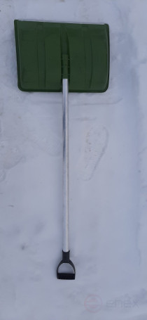 Лопата пластмассовая "ЛЕДОк" ЦВЕТНАЯ с алюминиевым черенком и V-образной ручкой, 470х350 мм