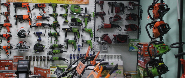 Technosbyt offers electric, gasoline,
pneumatic tools, welding, washing and pumping equipment from well-known
foreign and Russian manufacturers. In
our assortment you will find household and professional
power tools for cottages, houses and country cottages, equipment for
construction sites, ca...