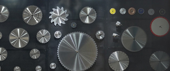 Высокотехнологичное предприятие, сфокусированное на развитии и производстве пильных полотен с наконечниками из карбида вольфрама.