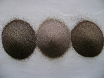 We produce regenerated grinding grain, grinding powder and grinding micro-powder, fractional corundum (electrocorundum) and shavers.