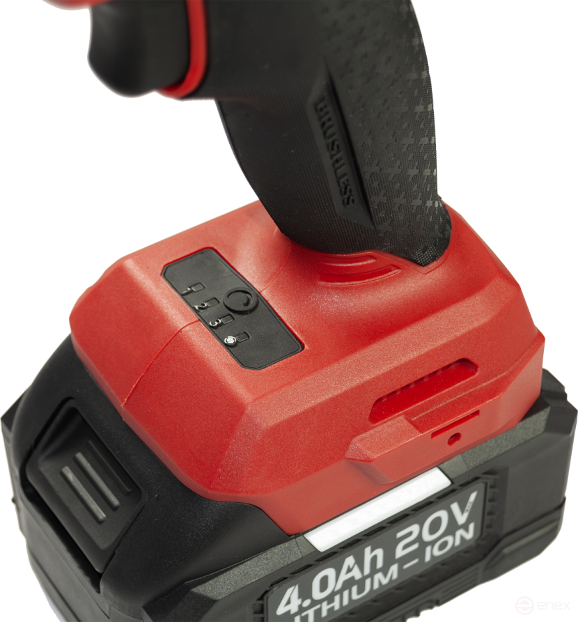 CMT700TP Аккумуляторный ударный гаковерт max. 880 N.m