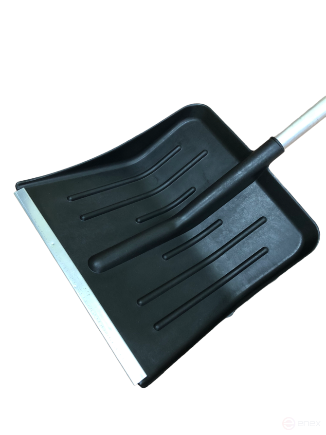 Лопата снеговая "Метелица" черная с оцинкованой с алюминиевым черенком и V-ручкой, 410х400 d-32