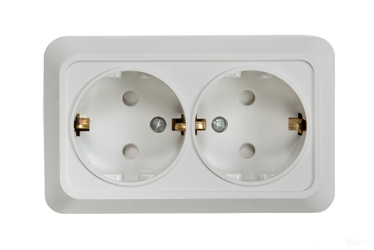 Розетка двойная с заземлением со шторкой BOLLETO белая накладная 7128х IN HOME
