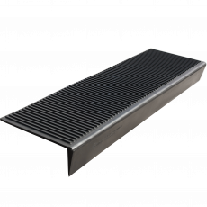 Противоскользящая накладка на ступень большая угловая (Проступь резиновая) 1100*305*110 мм, черная