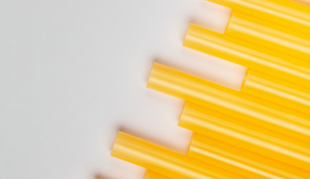 ПрофКлей изготовит клеевые стержни под собственной торговой маркой заказчиков.