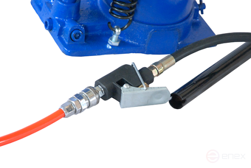 Домкрат пневмогидравлический 20т бутылочный Т21020 AE&T