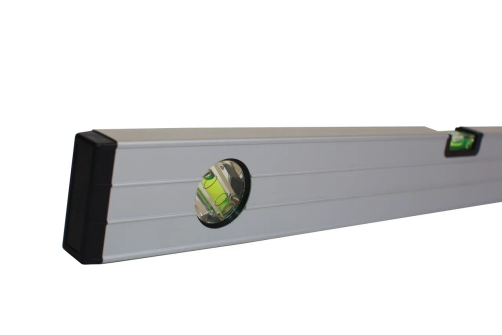 The level is anodized (3 acrylic indicators) 80 cm