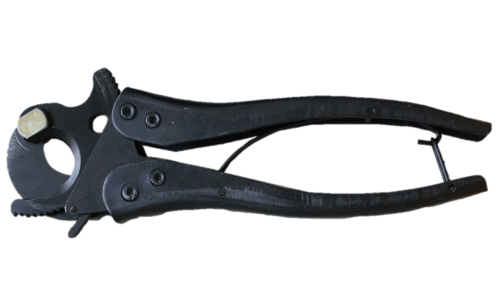 Wire cutters for cutting steel cable